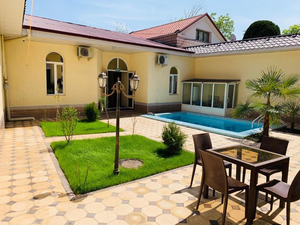 Rahat Inn Hotel ทาชเคนต์ ภายนอก รูปภาพ