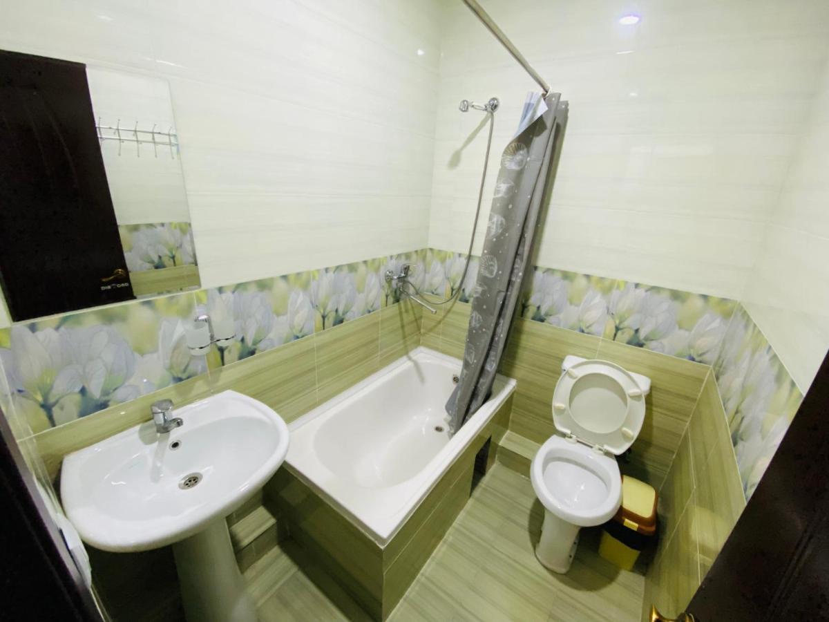 Rahat Inn Hotel ทาชเคนต์ ภายนอก รูปภาพ