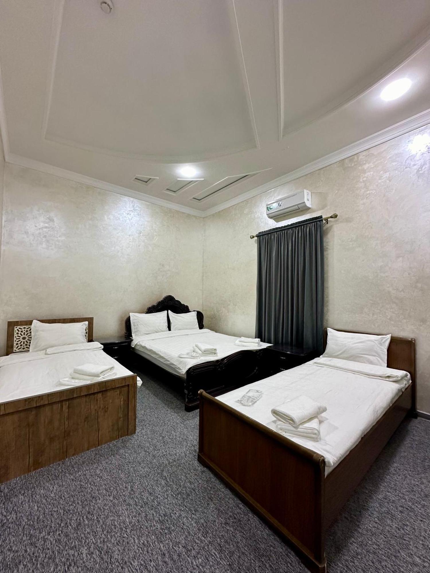 Rahat Inn Hotel ทาชเคนต์ ภายนอก รูปภาพ