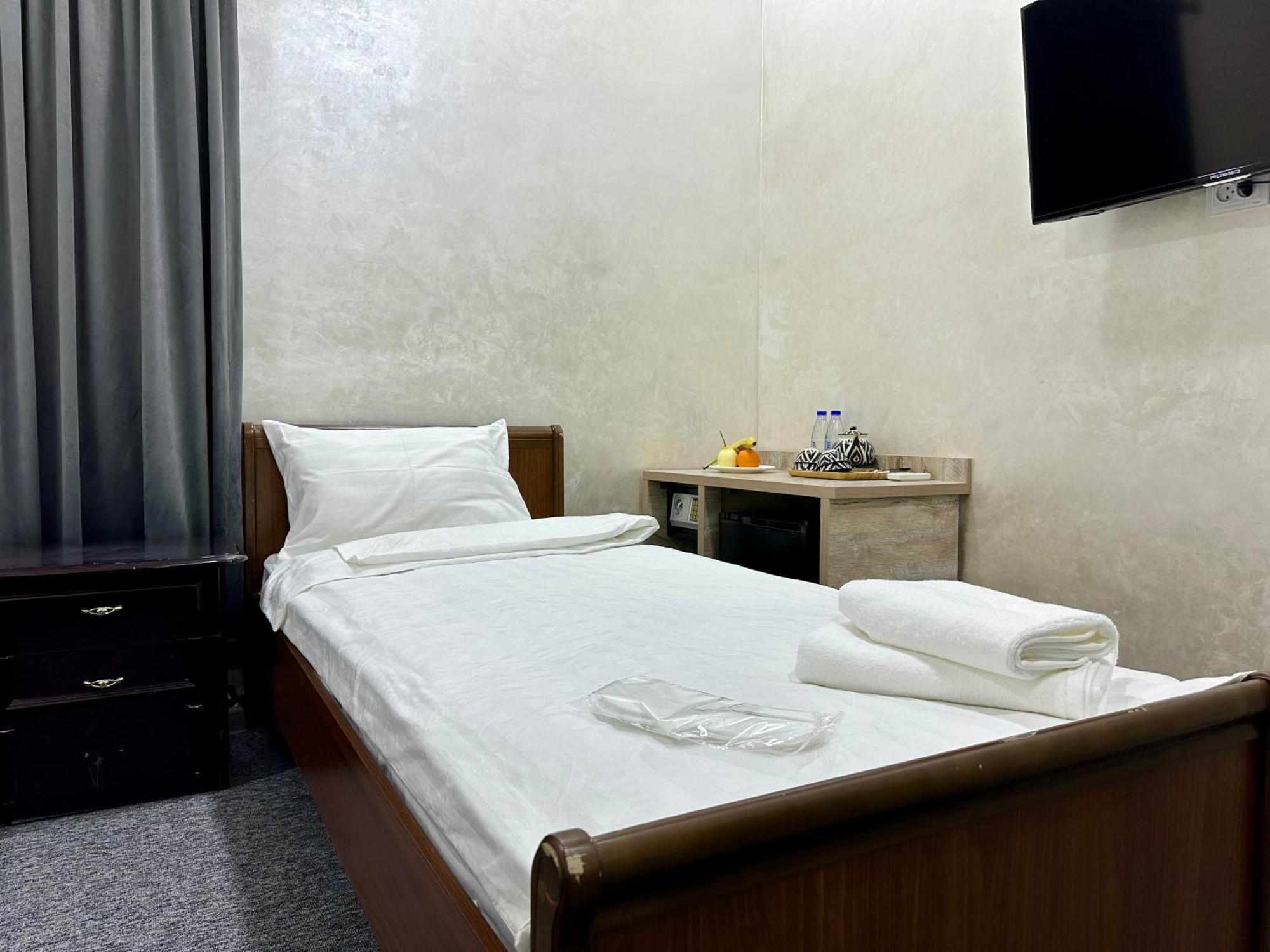 Rahat Inn Hotel ทาชเคนต์ ภายนอก รูปภาพ