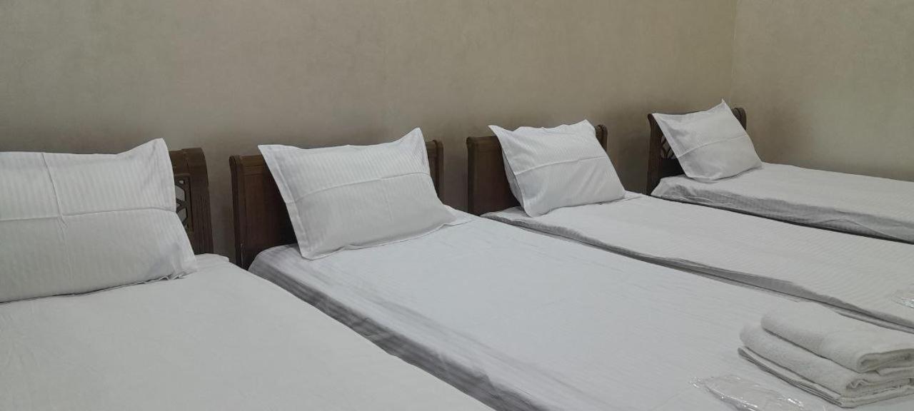 Rahat Inn Hotel ทาชเคนต์ ภายนอก รูปภาพ