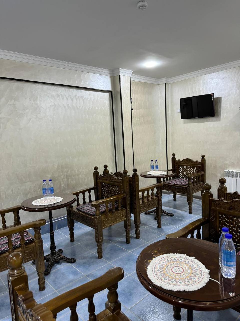 Rahat Inn Hotel ทาชเคนต์ ภายนอก รูปภาพ