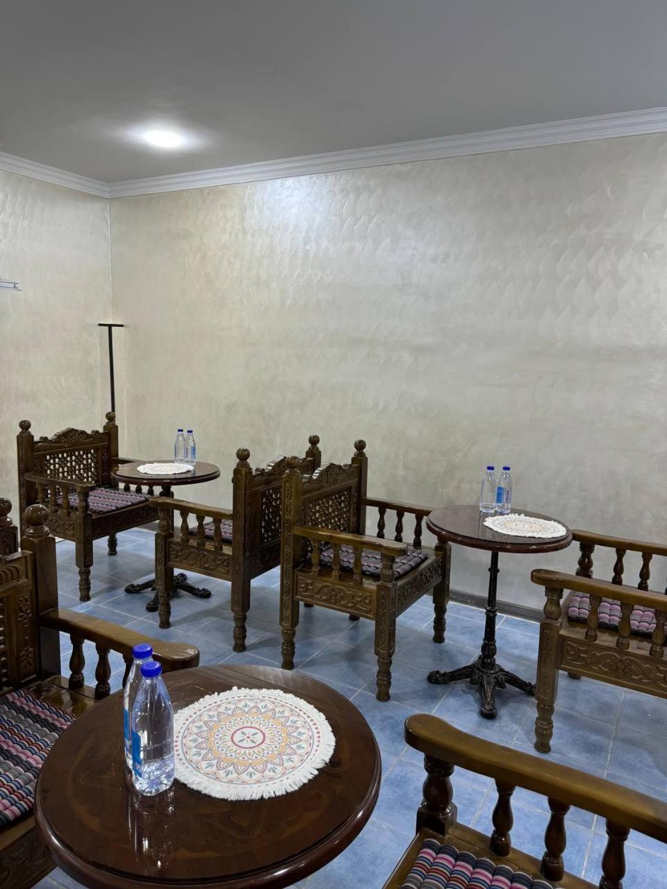 Rahat Inn Hotel ทาชเคนต์ ภายนอก รูปภาพ